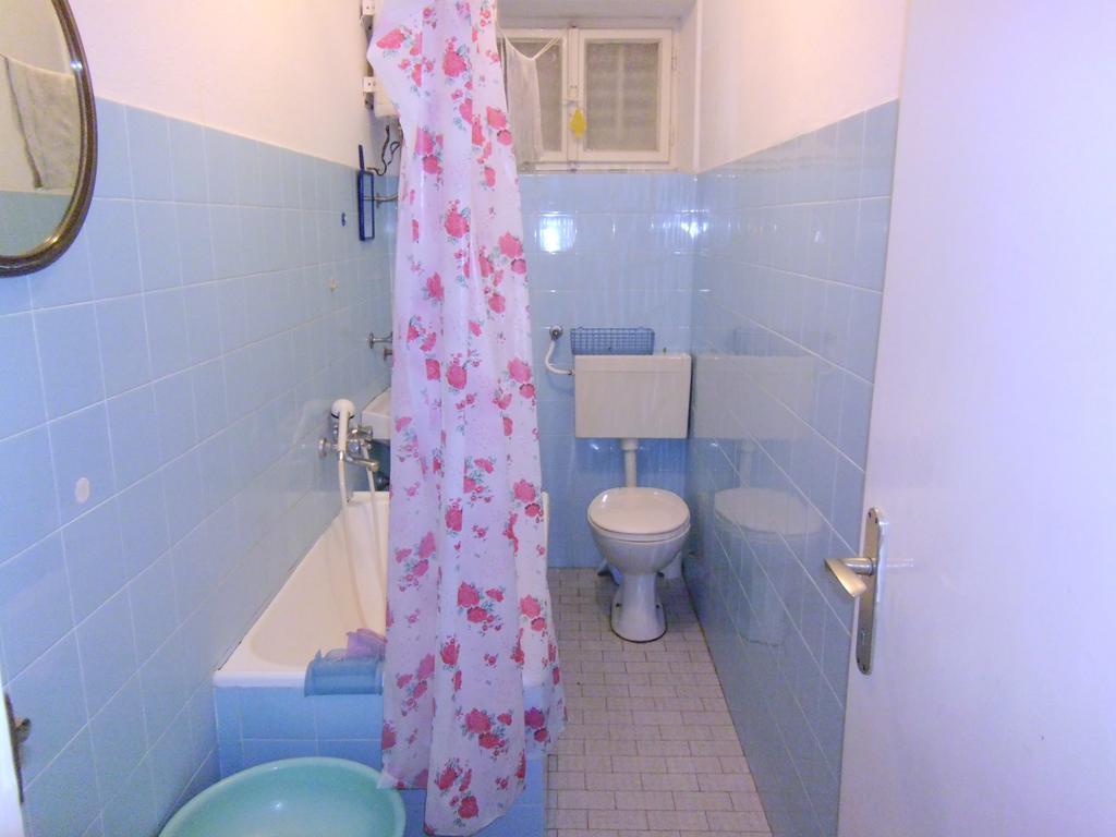Apartments Kreso 5 Meters From The Beach With See View Shadow And Parking Place Stara Novalja Oda fotoğraf